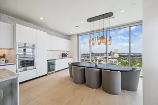 1711 Allen Pkwy, Houston, TX 77019 - Photo 10