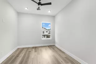 993 South Ln, Houston, TX 77088 - Photo 28