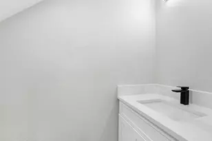 993 South Ln, Houston, TX 77088 - Photo 14