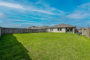 7722 Suffolk Vly Ln, Rosharon, TX 77583 - Photo 30