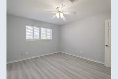 8818 Roos Road, Houston, TX 77036 - Photo 20