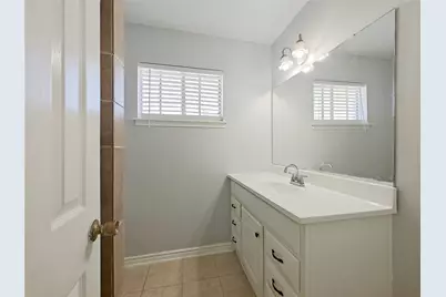 8818 Roos Road, Houston, TX 77036 - Photo 28