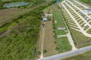 267 S Gulf Rd, Matagorda, TX 77457 - Photo 22