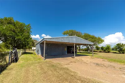 267 S Gulf Rd, Matagorda, TX 77457 - Photo 2