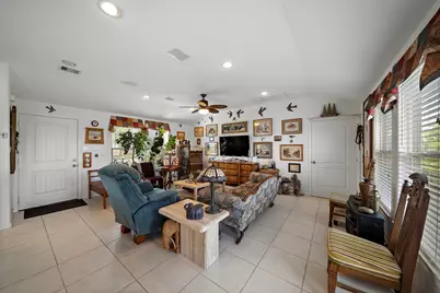 210 Debbie Lane, San Leon, TX 77539 - Photo 10