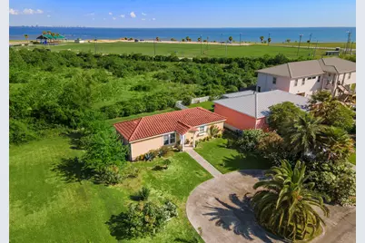 210 Debbie Lane, San Leon, TX 77539 - Photo 36