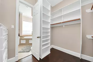 13523 Broadmeadow Ln, Houston, TX 77077 - Photo 18