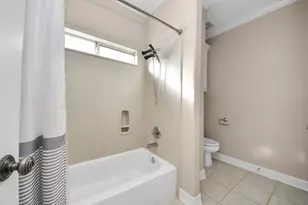 13523 Broadmeadow Ln, Houston, TX 77077 - Photo 34