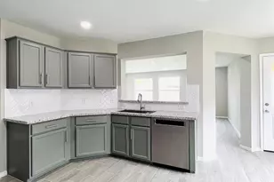 8426 Woodland Knoll Ln, Cypress, TX 77433 - Photo 10