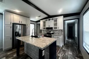 341 Antigua Dr, Point Blank, TX 77364 - Photo 8