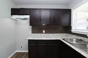 9026 Lake Forest Blvd, Houston, TX 77078 - Photo 18