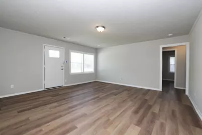 9026 Lake Forest Boulevard, Houston, TX 77078 - Photo 8