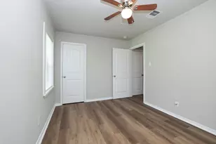 9026 Lake Forest Blvd, Houston, TX 77078 - Photo 26