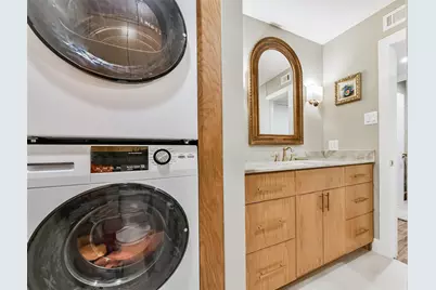 1201 McDuffie Street #205, Houston, TX 77019 - Photo 16