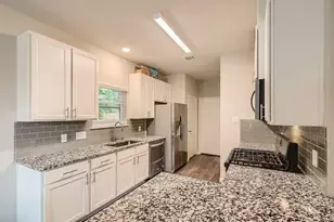 4834 Van Fleet St, Houston, TX 77033 - Photo 18