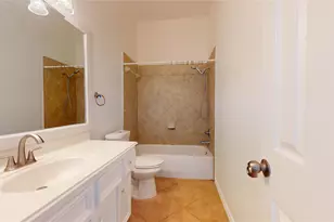2001 Balsam Lake Ln, Pearland, TX 77584 - Photo 22