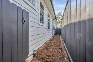 4702 Lido Ln, Houston, TX 77092 - Photo 38