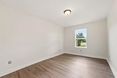 7802 Darnay Drive, Houston, TX 77033 - Photo 10