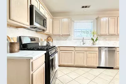 3510 Burkett Drive, La Porte, TX 77571 - Photo 10