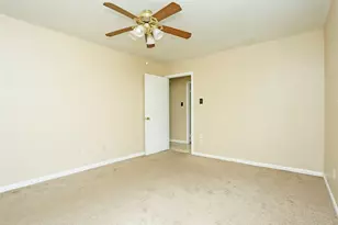 2410 Chanay Ln, Houston, TX 77339 - Photo 20