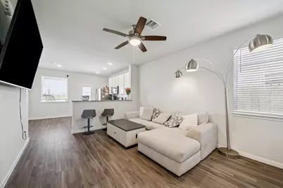 16611 Willow Forest Drive, Conroe, TX 77302 - Photo 4