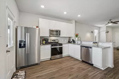 16611 Willow Forest Drive, Conroe, TX 77302 - Photo 6