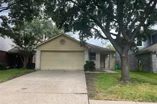 19530 Sandy Woods Dr, Tomball, TX 77375 - Photo 1