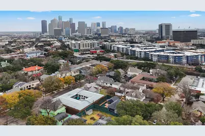 311 Hawthorne Street #16, Houston, TX 77006 - Photo 28
