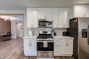 8018 Hammerly Blvd, Houston, TX 77055 - Photo 14