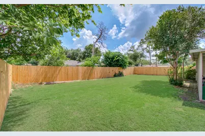 8018 Hammerly Boulevard, Houston, TX 77055 - Photo 20