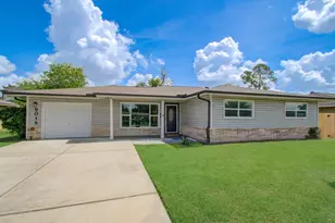 8018 Hammerly Blvd, Houston, TX 77055 - Photo 1