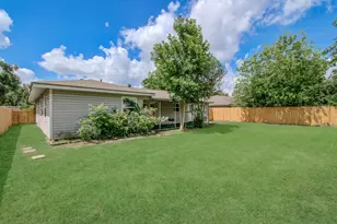 8018 Hammerly Blvd, Houston, TX 77055 - Photo 22