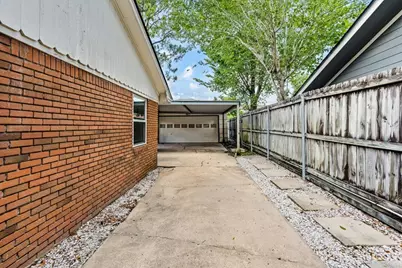 1439 Shadow Bend Drive, Houston, TX 77043 - Photo 28
