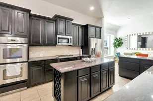 51 Prairie Falcon, The Woodlands, TX 77389 - Photo 12