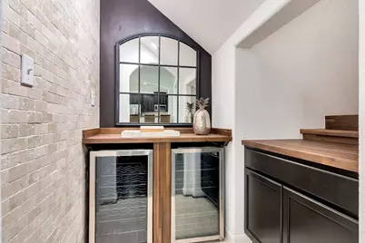 51 Prairie Falcon, The Woodlands, TX 77389 - Photo 8