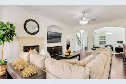 51 Prairie Falcon, The Woodlands, TX 77389 - Photo 4