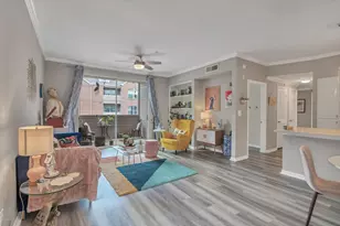 2111 Welch St, Houston, TX 77019 - Photo 2