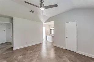 1623 Jo Ann Ln, Sugar Land, TX 77498 - Photo 16