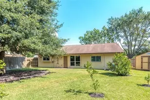 1623 Jo Ann Ln, Sugar Land, TX 77498 - Photo 20