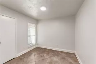 1623 Jo Ann Ln, Sugar Land, TX 77498 - Photo 12