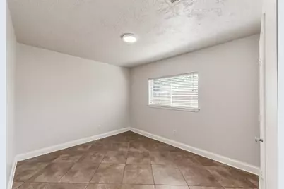 1623 Jo Ann Lane, Sugar Land, TX 77498 - Photo 14