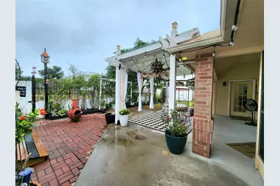 104 Portulaca Street, Lake Jackson, TX 77566 - Photo 42