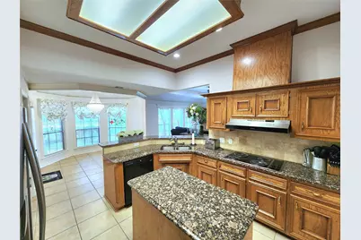104 Portulaca Street, Lake Jackson, TX 77566 - Photo 10
