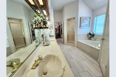 104 Portulaca Street, Lake Jackson, TX 77566 - Photo 28