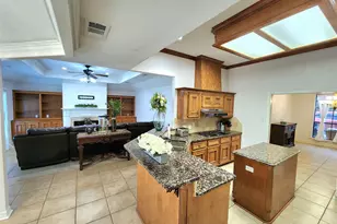 104 Portulaca St, Lake Jackson, TX 77566 - Photo 12