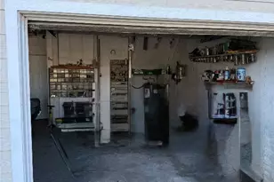 8 Bayvilla St, Baytown, TX 77520 - Photo 8