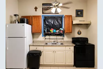 1513 J H Clouser Street, Galveston, TX 77550 - Photo 4