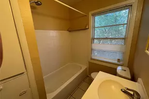 3910 Ella Blvd, Houston, TX 77018 - Photo 2