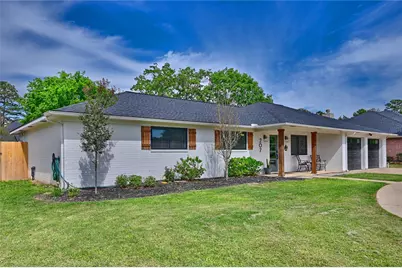 207 Briar Ridge Drive, Bellville, TX 77418 - Photo 2