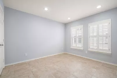 934 W Heights Hollow Lane, Houston, TX 77007 - Photo 10